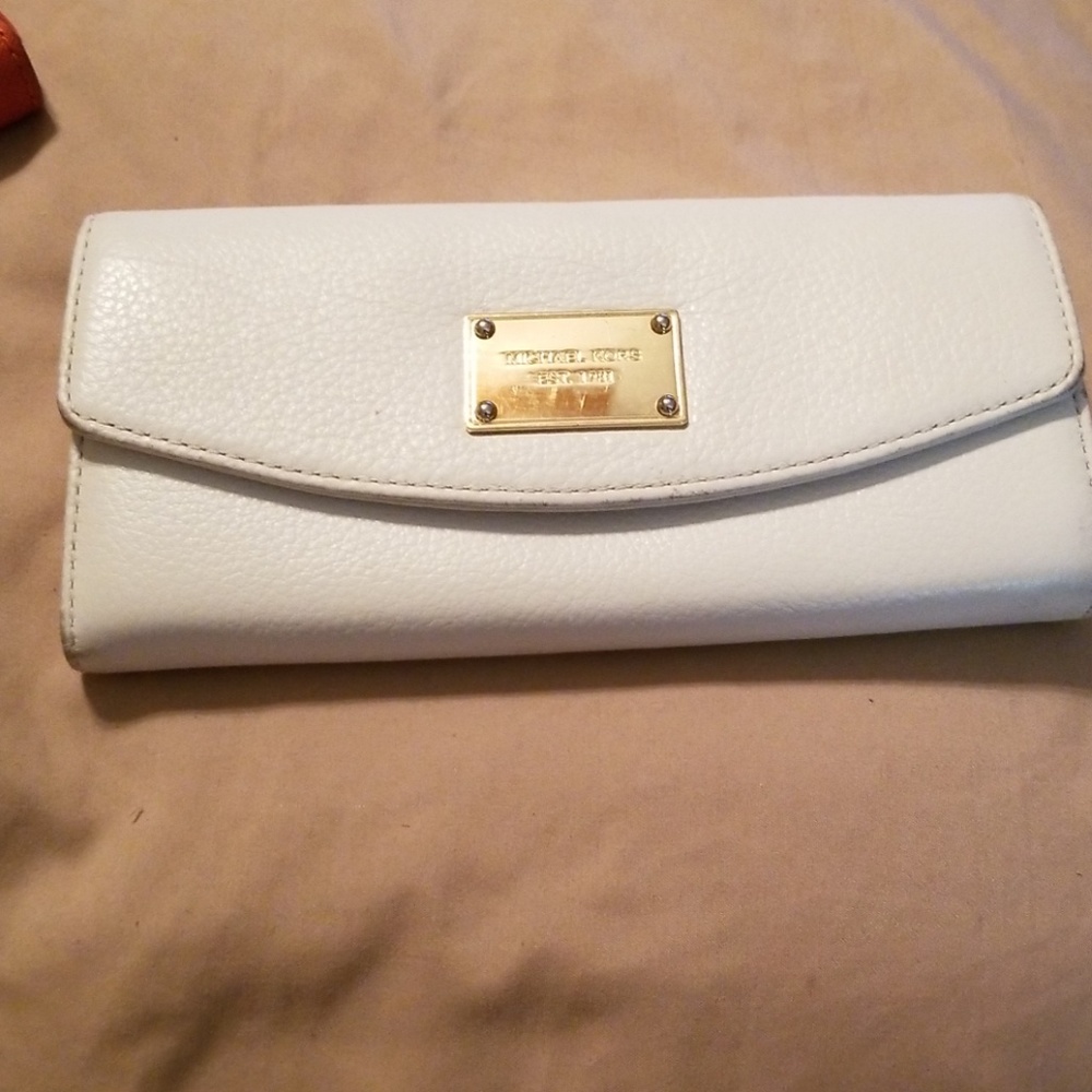 Authentic white Michael Kors wallet